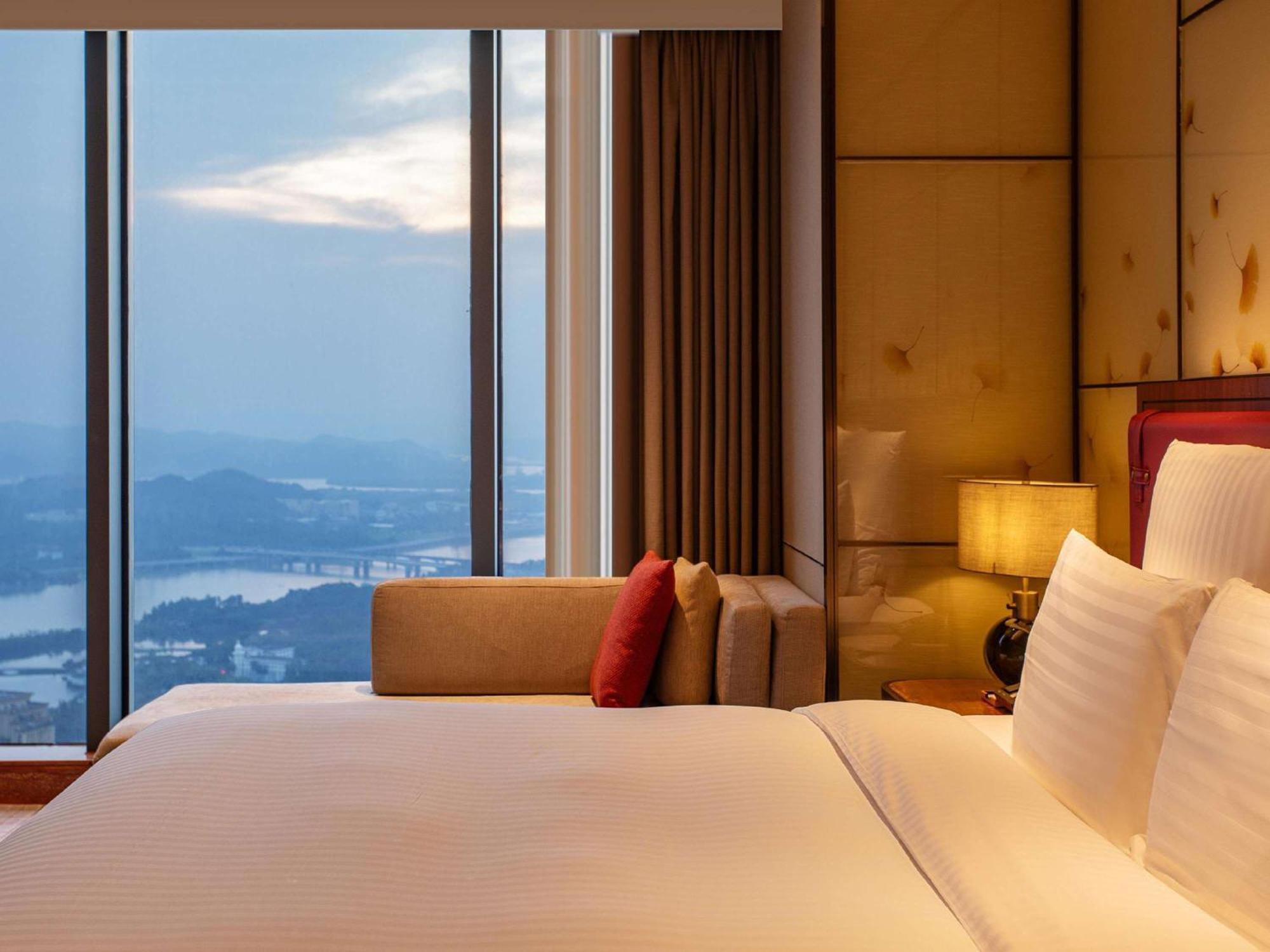 พูลแมน หุยโจว ไคซา Hotel ฮุ่ยโจว ภายนอก รูปภาพ